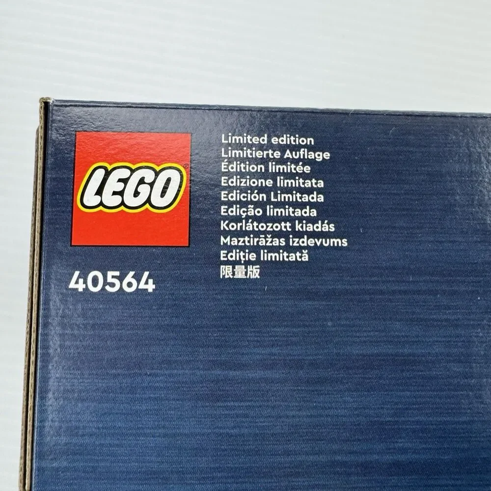 LEGO: Winter Elves Scene 40564 Limited Edition Holiday Set Christmas
